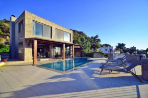 Luxury 3 BR Villa With a Private Pool in Yalıkavak